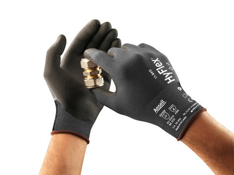 11-840  Foam Gloves